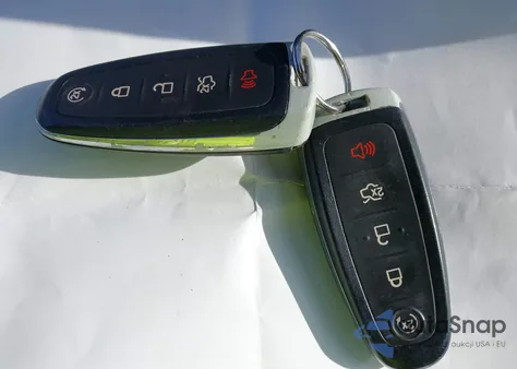 2014 Ford Escape Titanium из США, поврежденный, VIN 1FMCU0JXXEUD84376